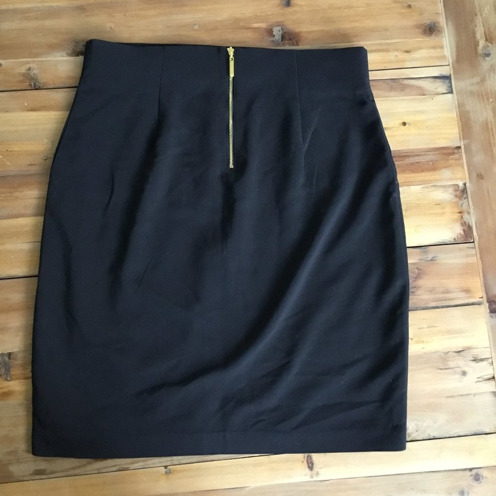 Black pencil Skirt with Gold zipper